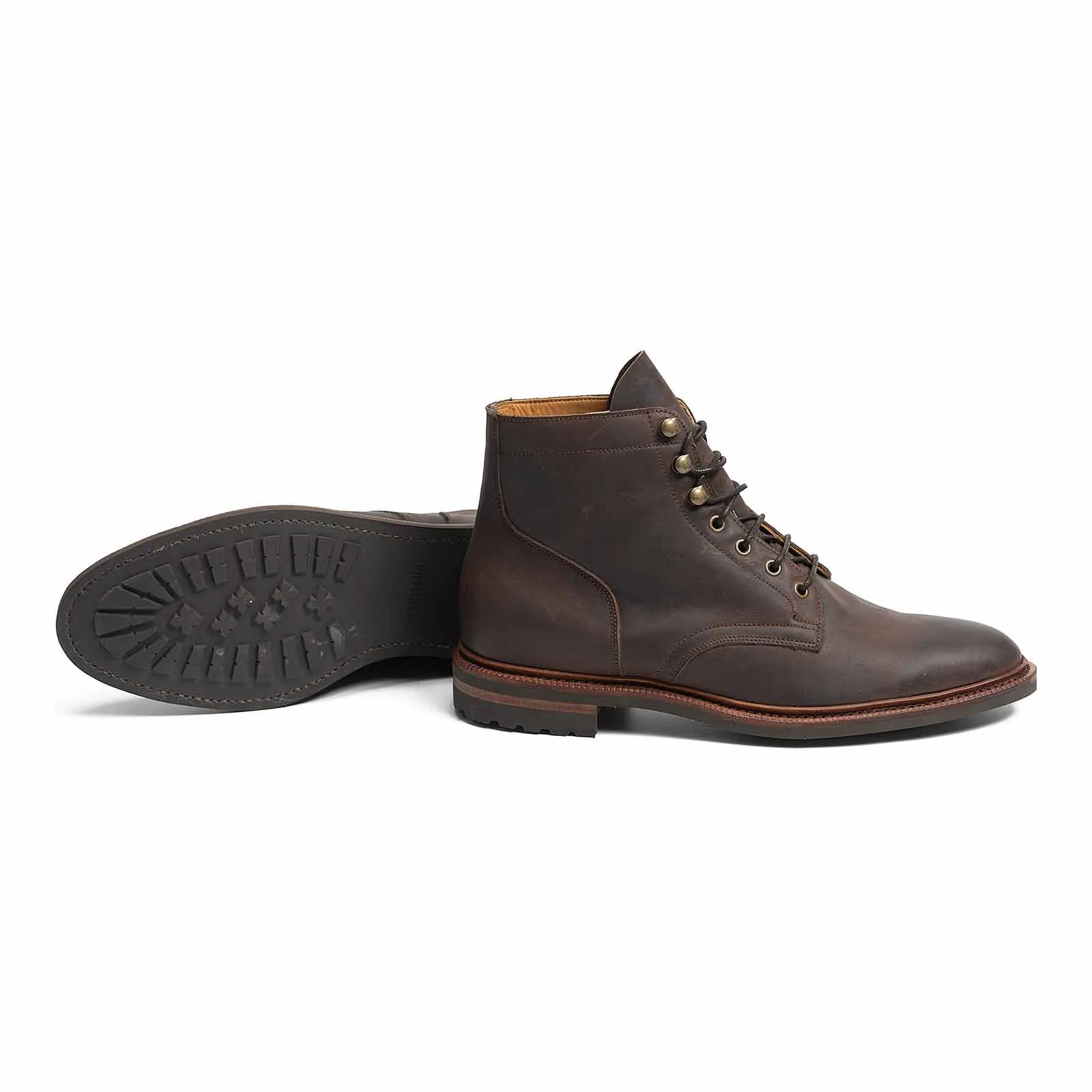 514886 - BROWN WAXY SHELL CORDOVAN - E