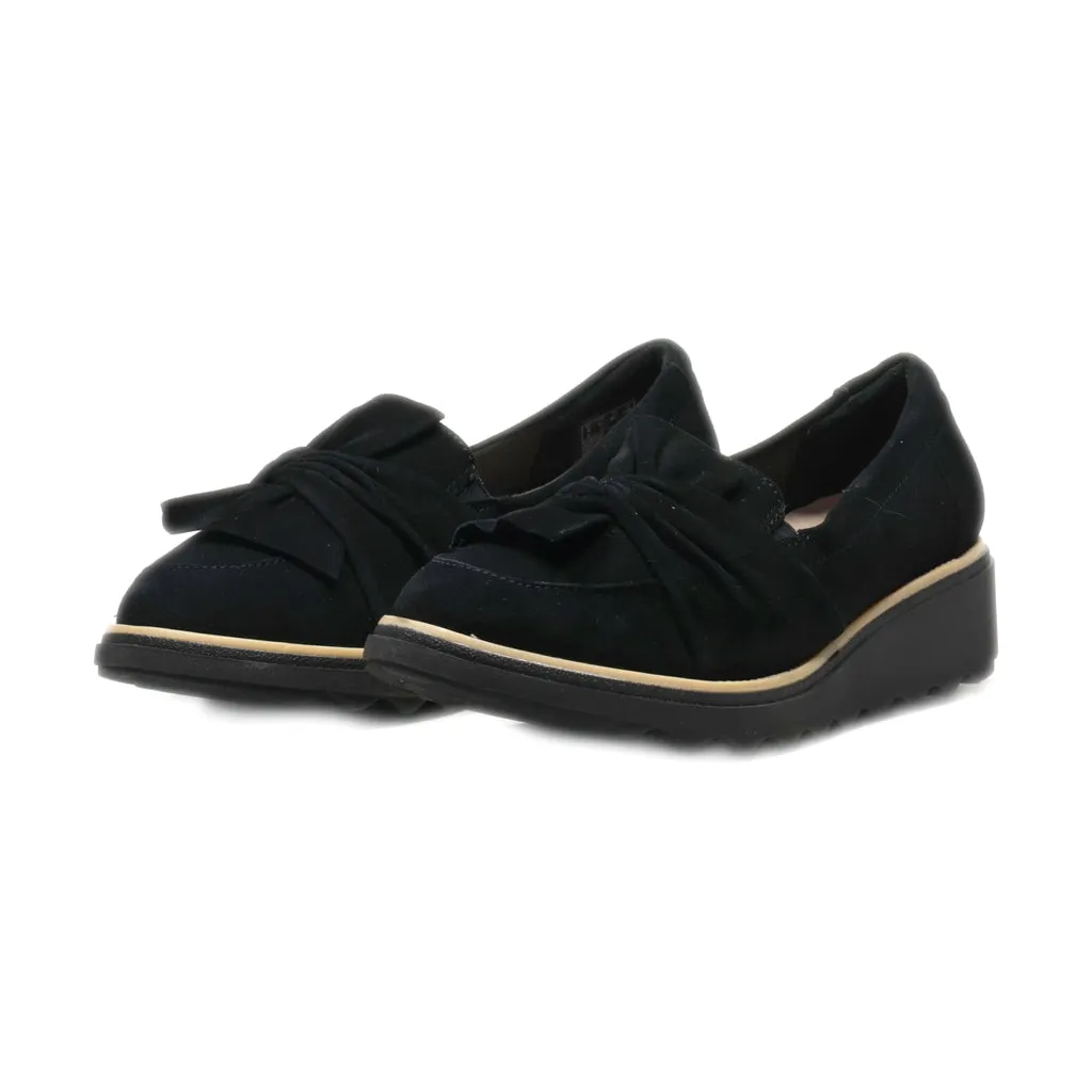 Clarks Loafers Suede Black Colour For Women