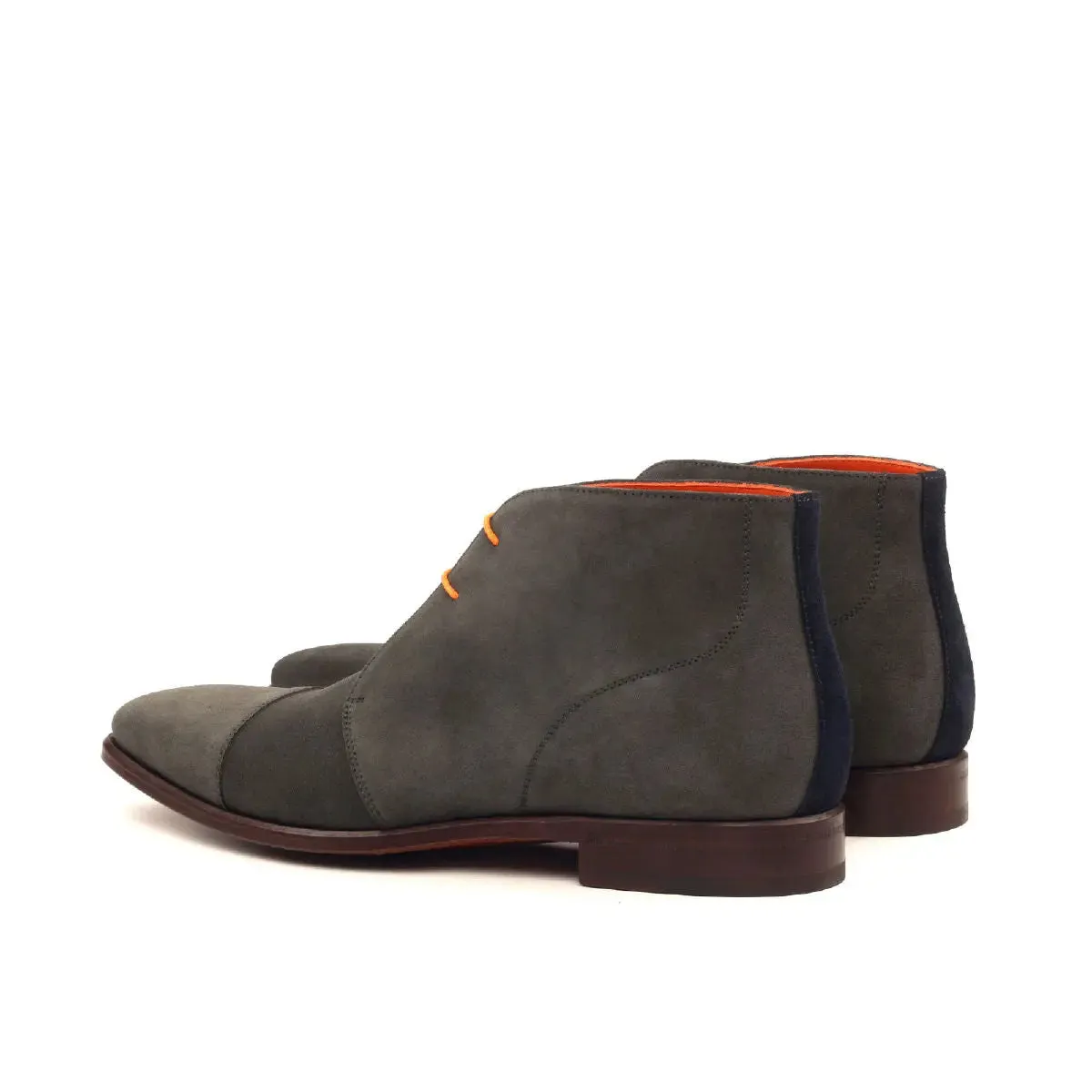 DapperFam Vivace in Grey / Navy Men's Lux Suede Chukka