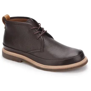 Gentle Souls by Kenneth Cole Mens Donovan Leather Lace-Up Chukka Boots