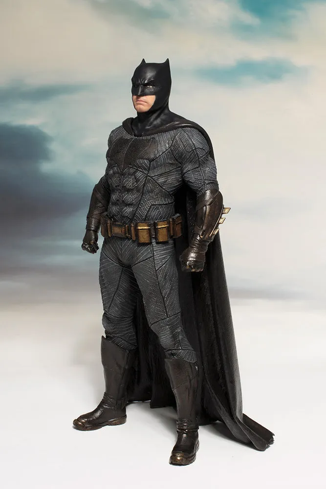 KOTOBUKIYA JUSTICE LEAGUE MOVIE - BATMAN ARTFX STATUE 1/10 SCALE- SV211