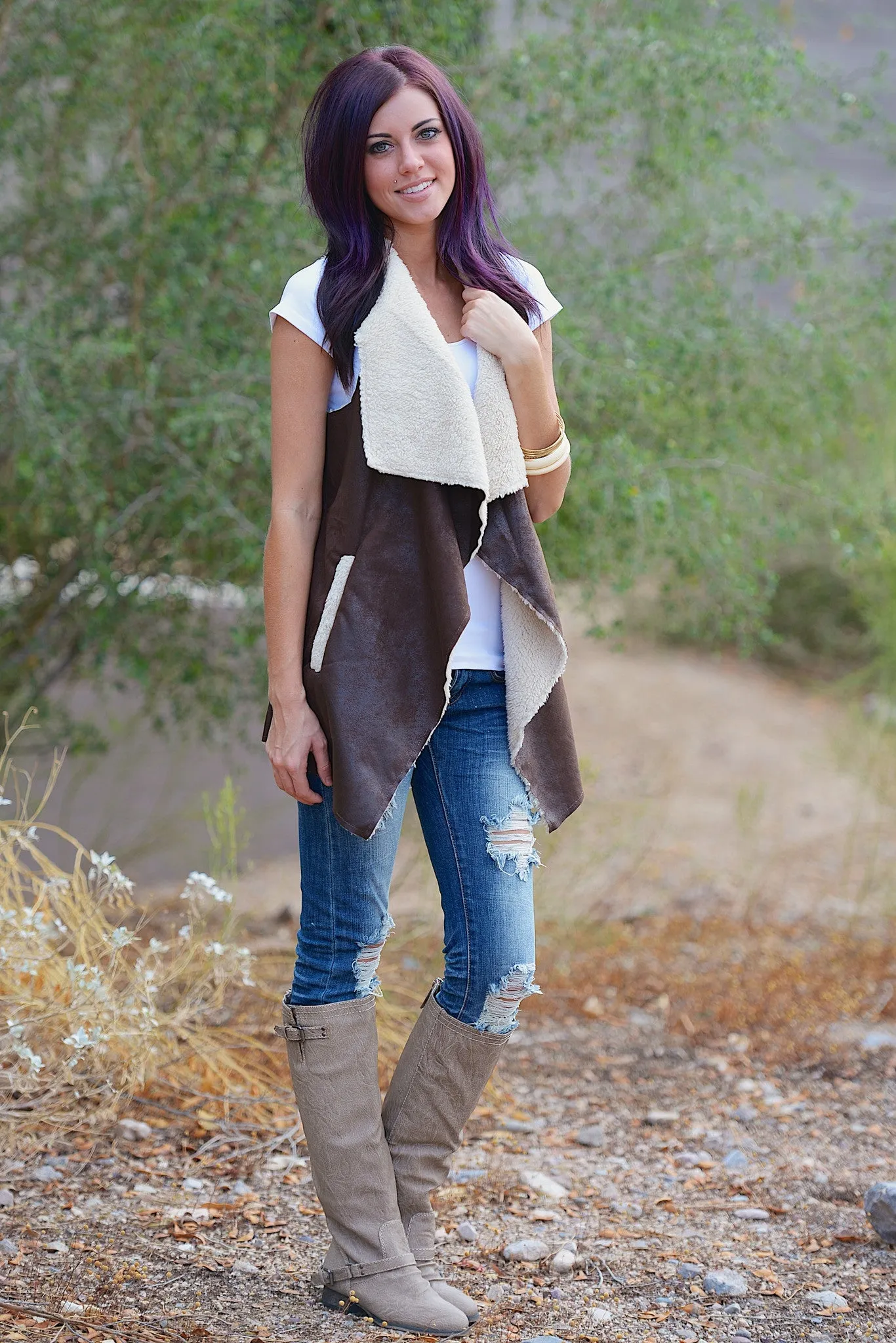 So Hollywood Sherpa Vest - Chocolate